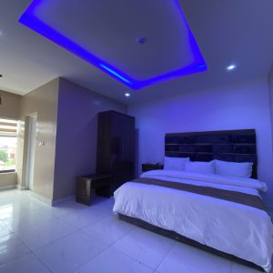 Queens Room